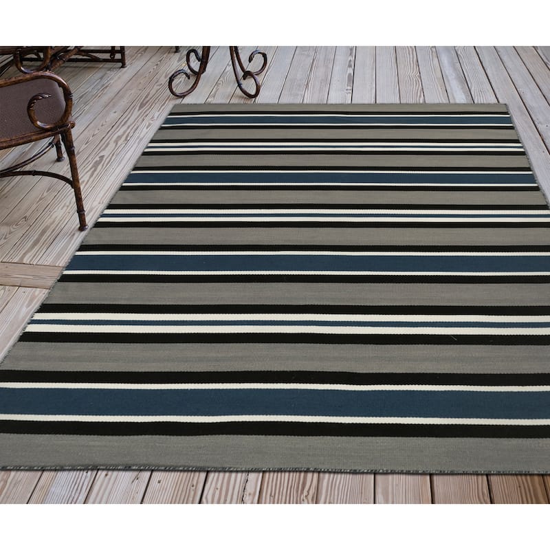 Liora Manne Sorrento Cabana Stripe Indoor/Outdoor Rug