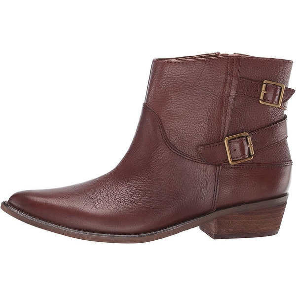 pointed toe biker boots