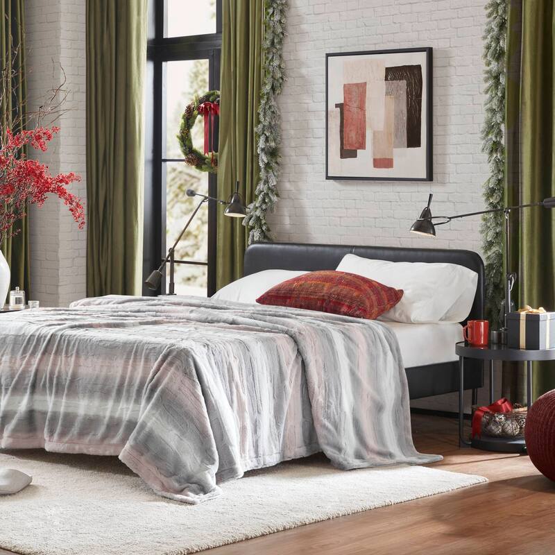 Madison Park Zuri Faux Fur Blanket
