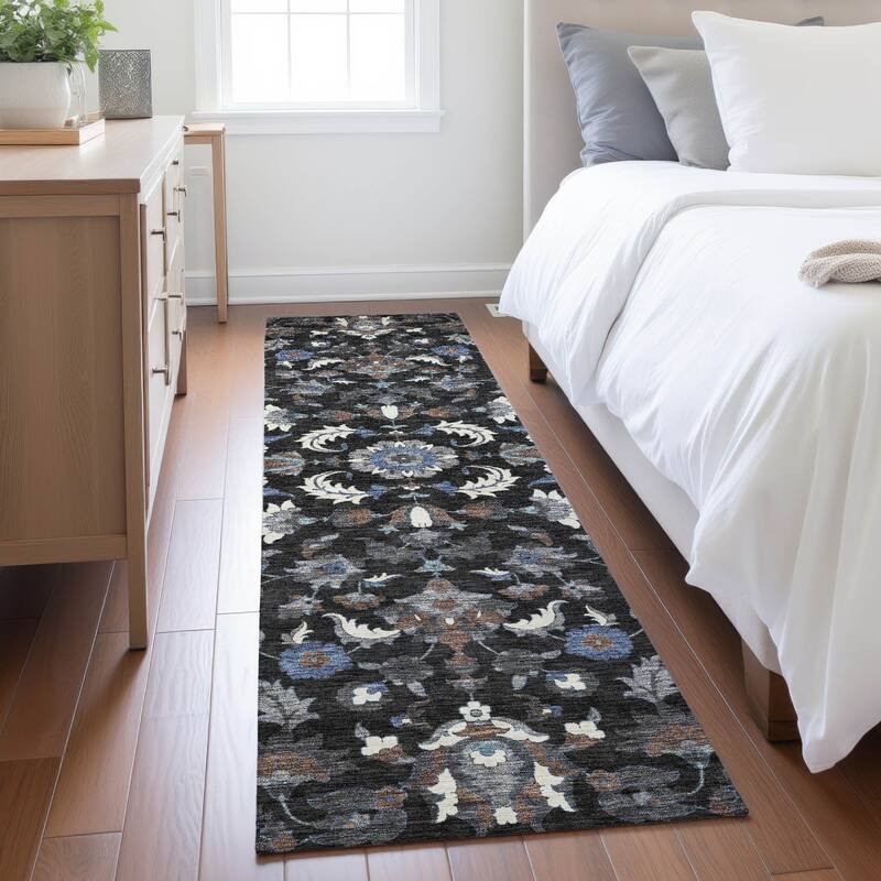 Machine Washable Indoor/ Outdoor Traditional Lanelle Chantille Rug