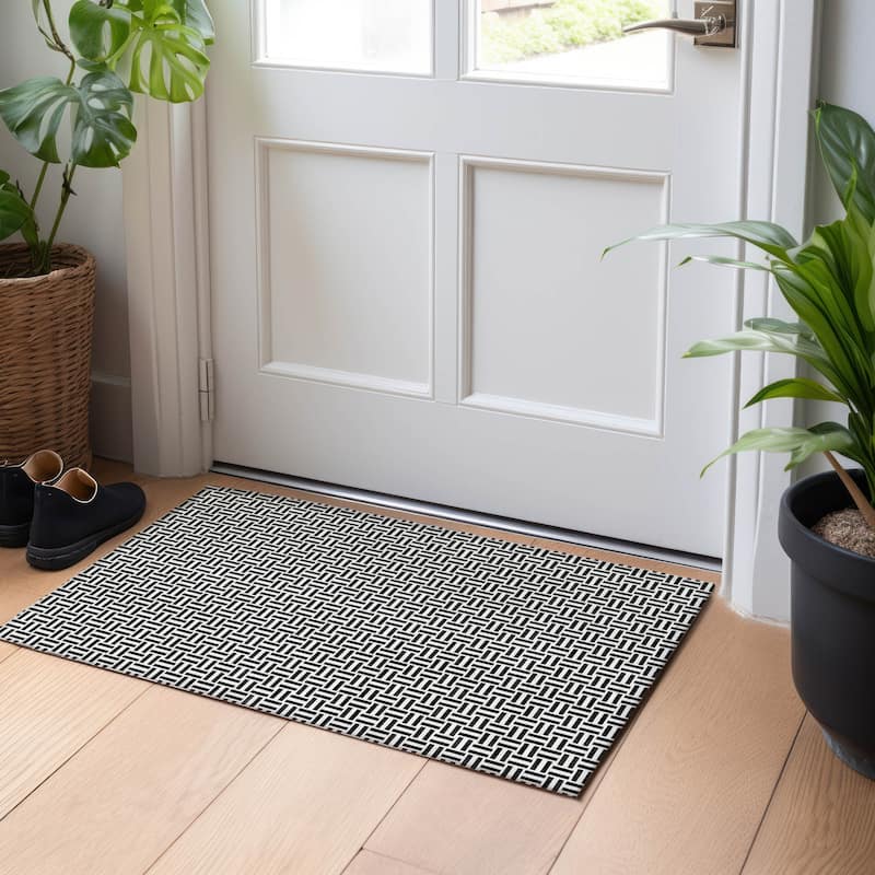 Machine Washable Indoor/ Outdoor Chantille Contemporary Casual Rug