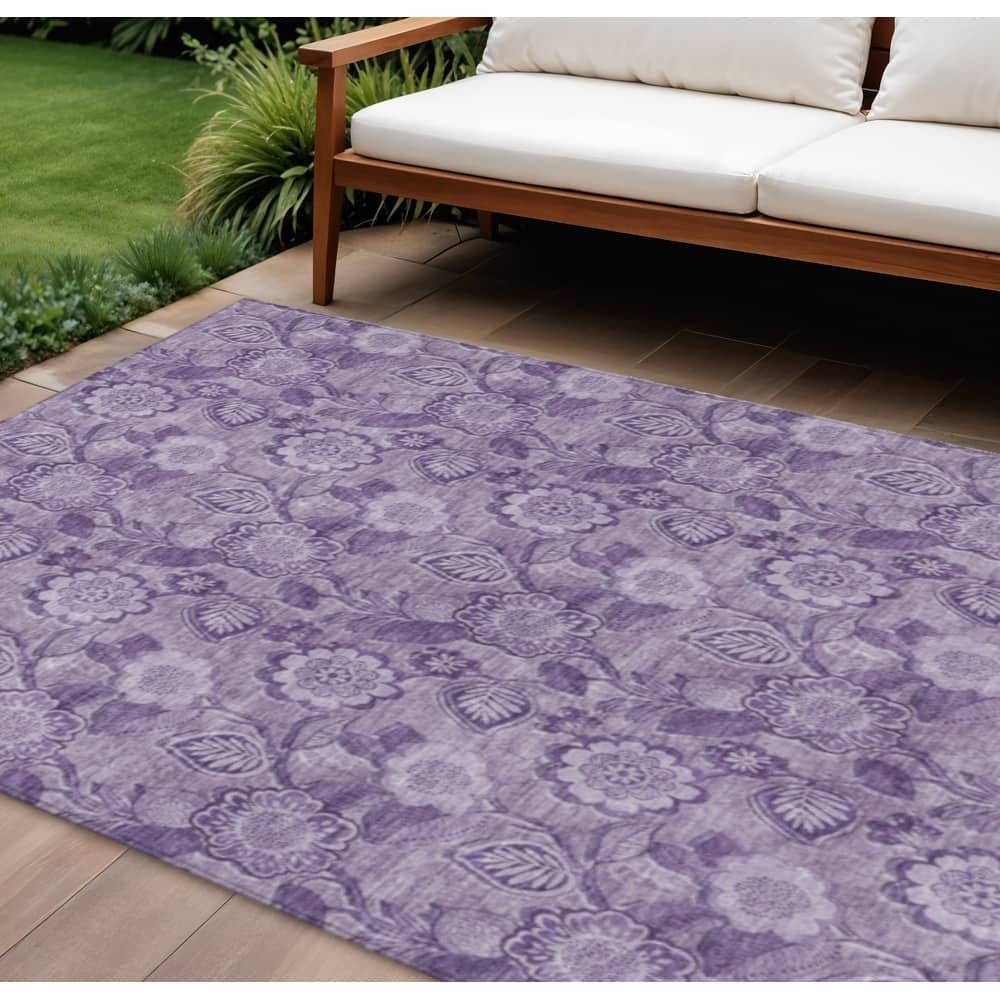 HomeRoots Floral Transitional Rectangle Outdoor Rug
