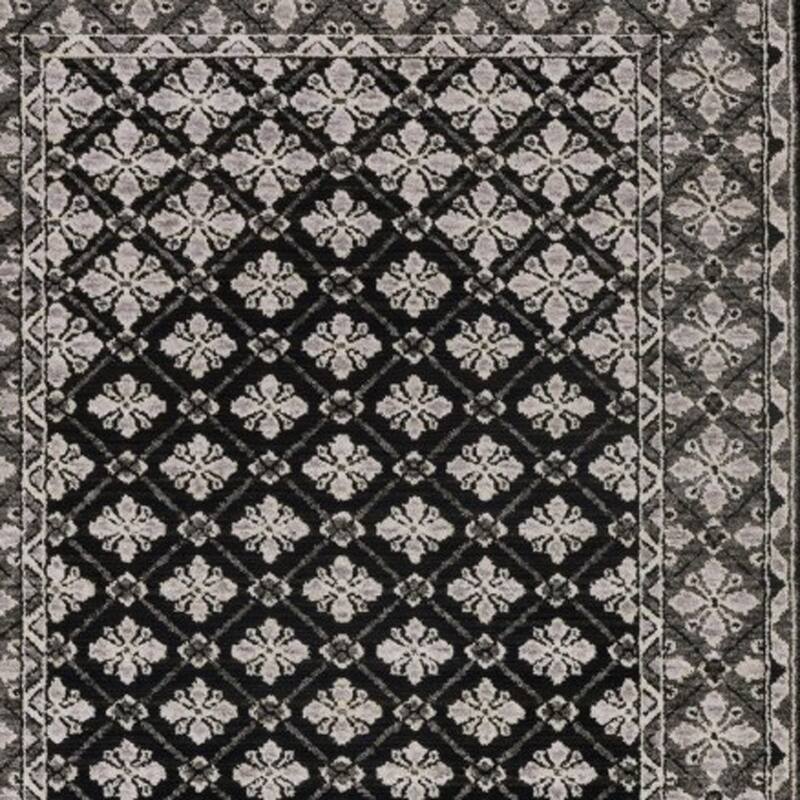 HomeRootsDiamond Traditional Runner Area Rug