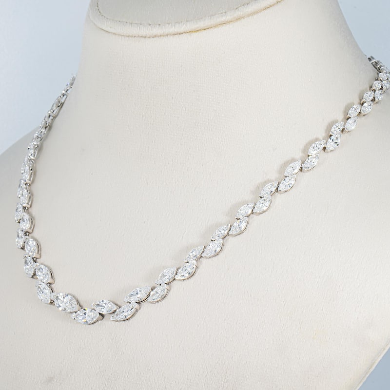 House Of Leon 14K White Gold Graduated Marquise Diamond Rosebud Tennis Chain 28.07ct