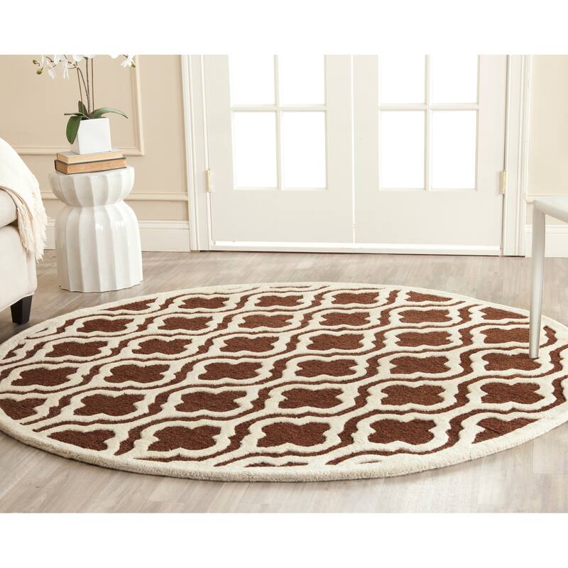 SAFAVIEH Handmade Cambridge Allana Modern Moroccan Wool Rug - 6' Round - Dark Brown/Ivory