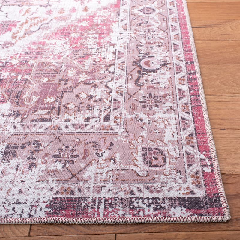 SAFAVIEH Serapi Machine Washable Nealie Shabby Chic Distressed Rug