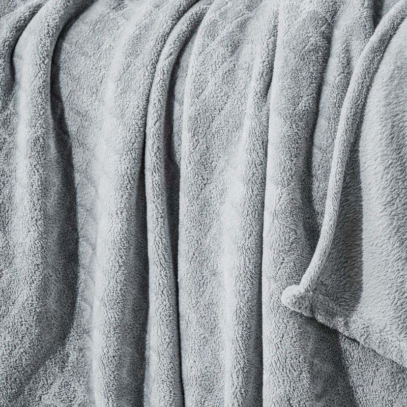 Superior Alaska Quilted Diamond Plush Fleece Blanket For Couch or Bed