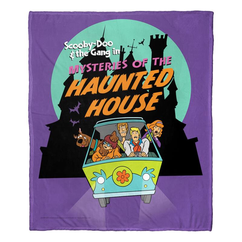 Warner Brothers Scooby-Doo Mysteries of the Haunted House Silk Touch Throw Blanket