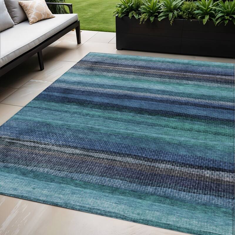 HomeRoots Striped Transitional Rectangle Outdoor Rug - 5' X 8'