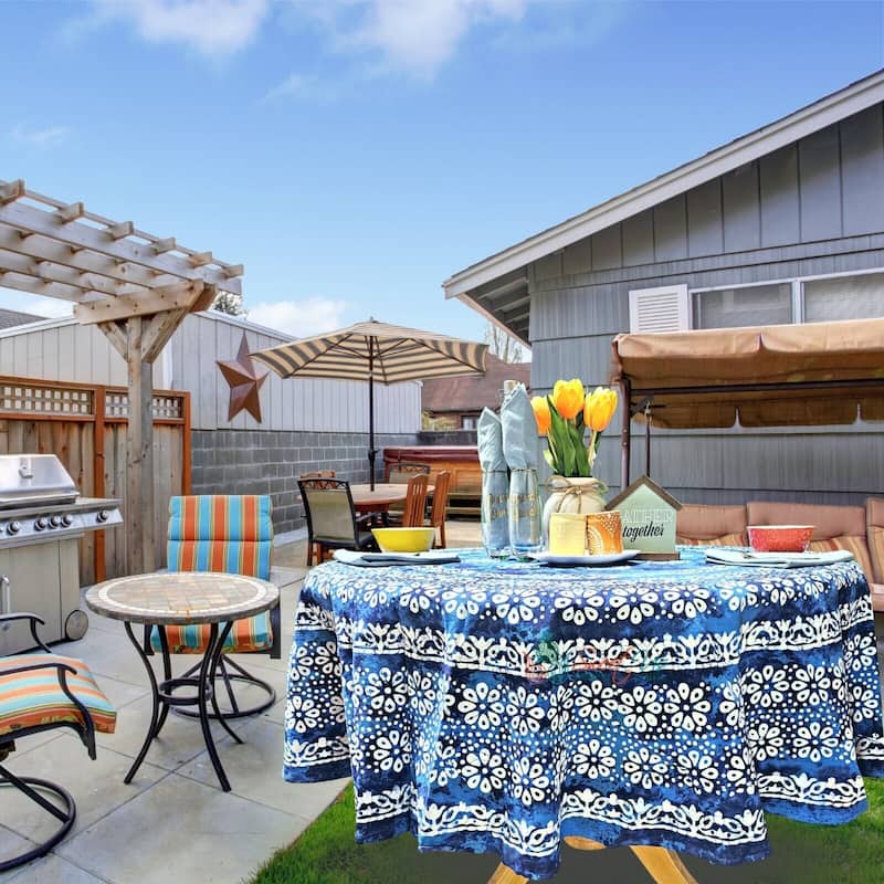 Cotton Batik Daisy Floral Tablecloth Collection - 72-in Round