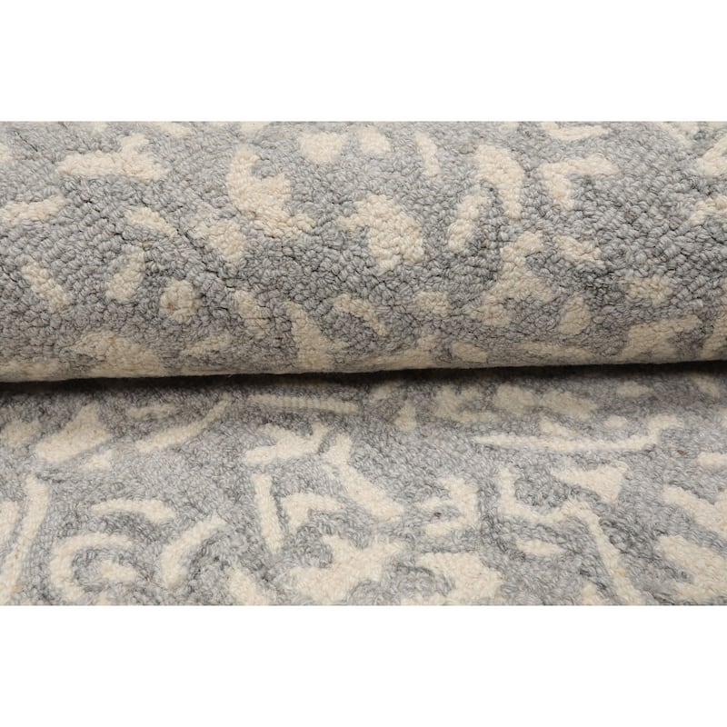 Multi Size 5'x8' Silver Wool Hand Hooked Transitional Rug All-Over