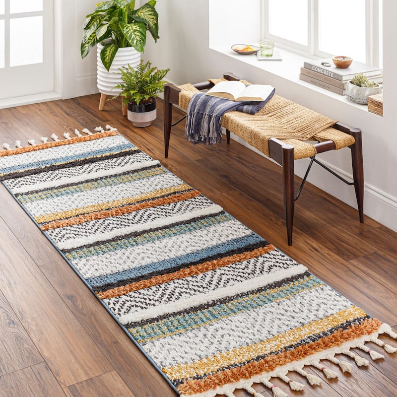 Livabliss Lofty Global Area Rug. - 2' 7" x 7' 3" - Runner
