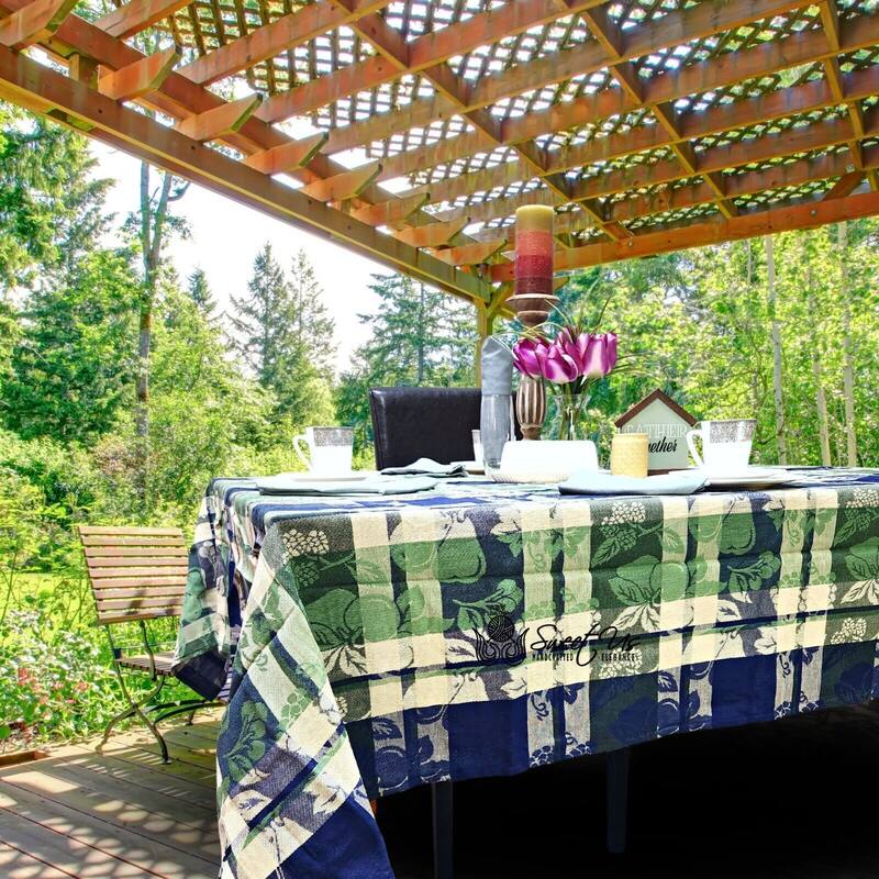 Plaid Jacquard Cotton Delicate Floral Tablecloth Collection