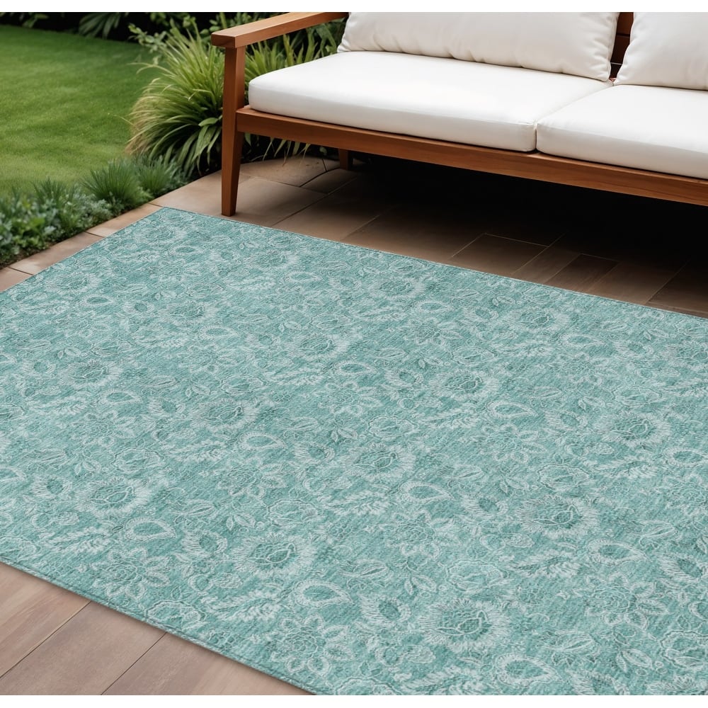 HomeRoots Floral Transitional Rectangle Outdoor Rug