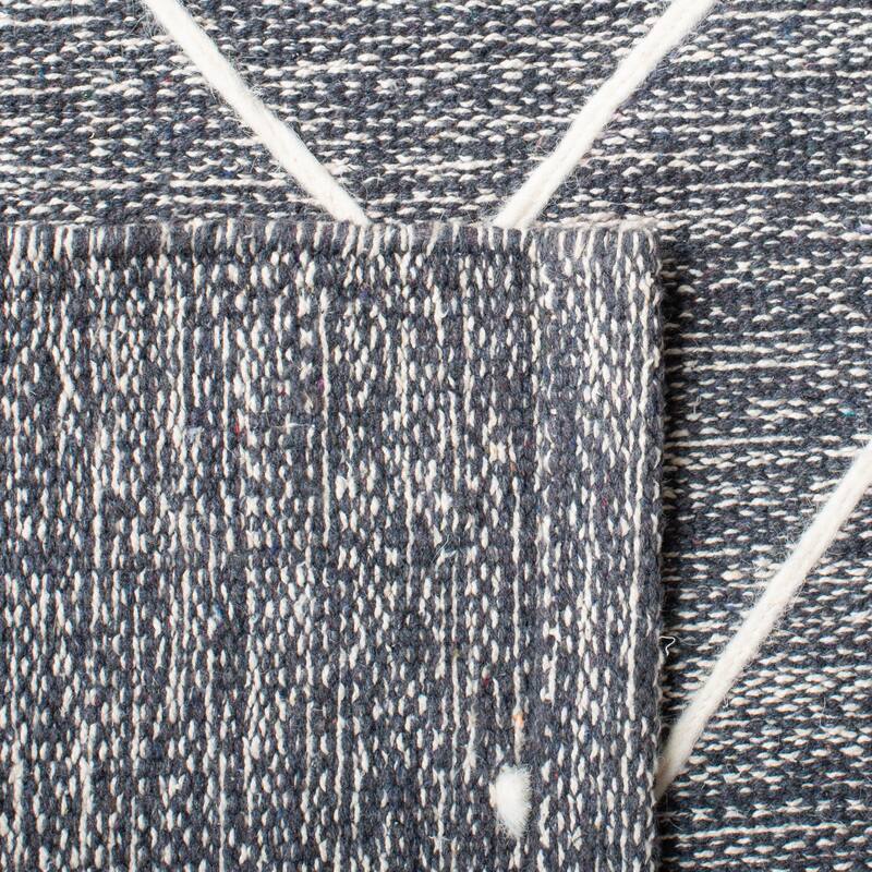 SAFAVIEH Handmade Striped Kilim Chaka Modern Cotton Rug