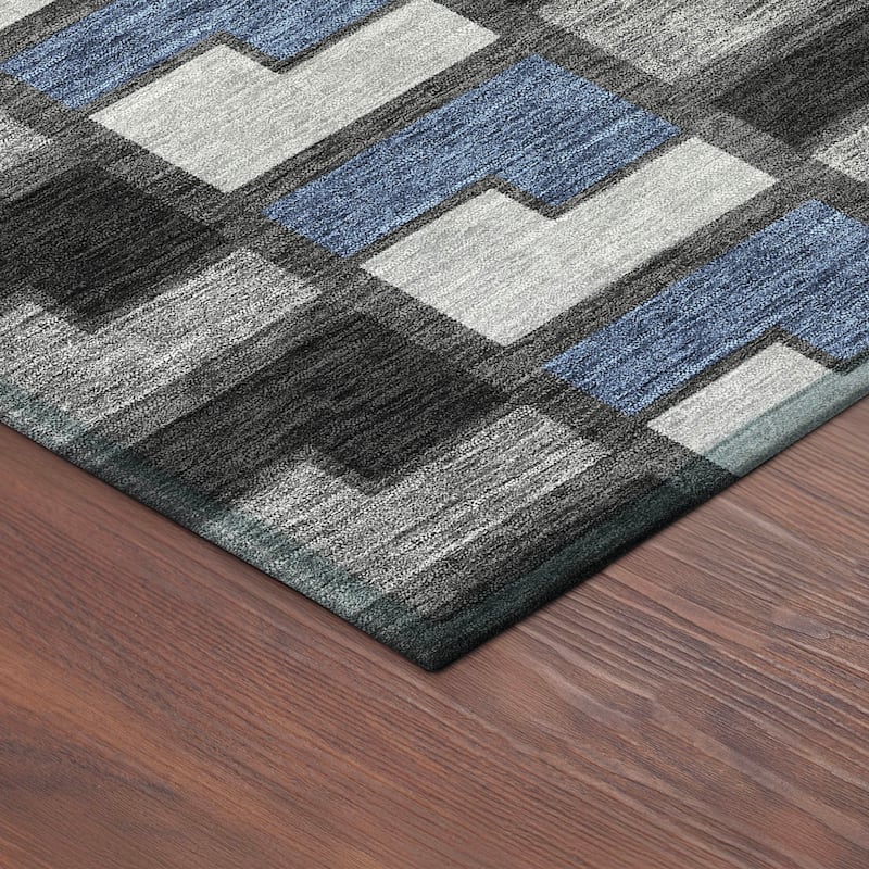 Machine Washable Indoor/ Outdoor Contemporary Kaylee Chantille Rug