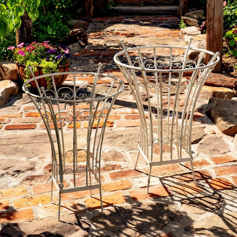 Set of 2 Round Iron Trellis Garden Stands "Stephania"