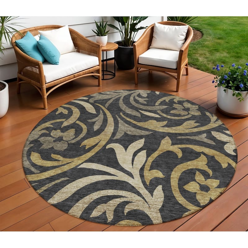 HomeRoots Floral Transitional Rectangle Outdoor Rug - 8' Round