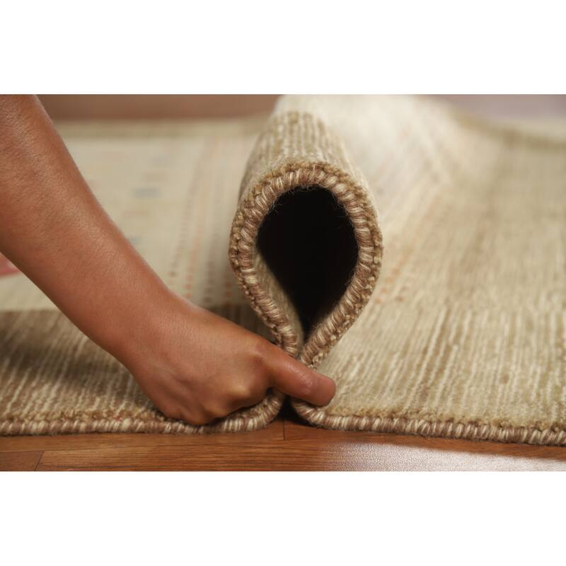 Hand Knotted Oriental 100% Wool Carpet Tribal Tribal Beige & Ivories Gabbeh Area Rug - 7' 6'' X 5' 5''