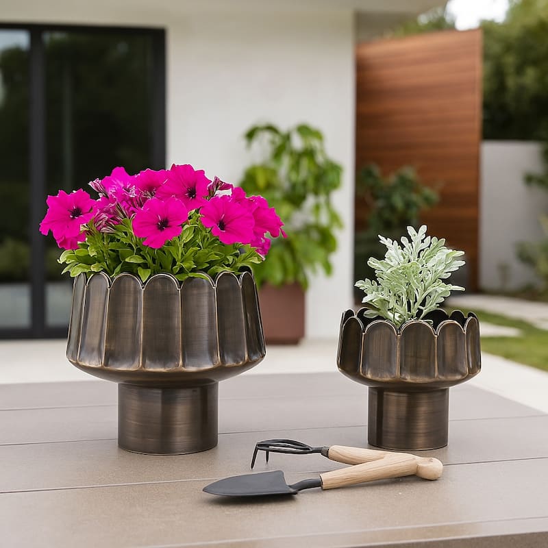 Metal Planter Scalloped Edge Design Decor (Set of 2) - 11", 8" Gold - 12" x 12" x 11"