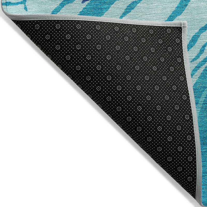 Machine Washable Indoor/ Outdoor Modern Wave Chantille Rug