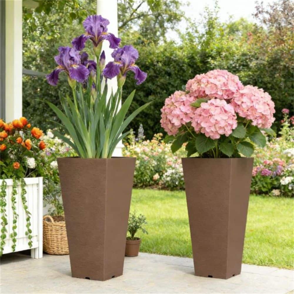 A Set Of 2 Plastic Flower Pots, Plant Pots, Brown