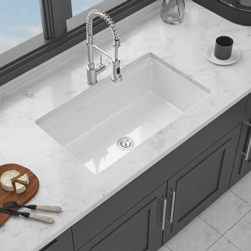 33 Inch Undermount Single Bowl Ceramic Kitchen Sink in White - 33'' x 19'' x 10''