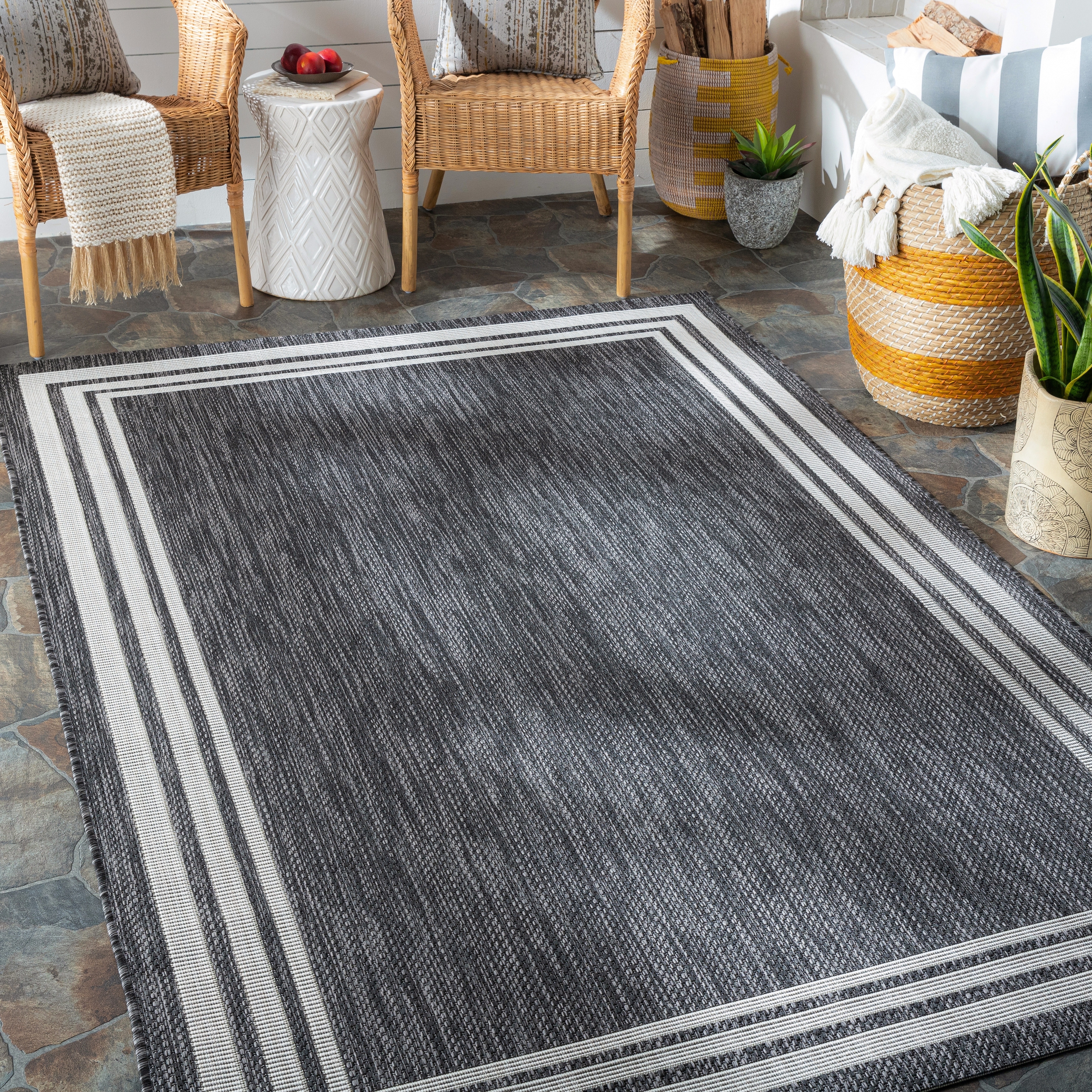 Livabliss Jeremie Indoor/ Outdoor Border Area Rug.