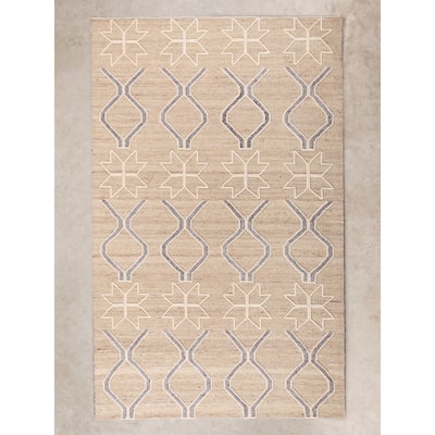 Isaa Area Rug - 5 X 8