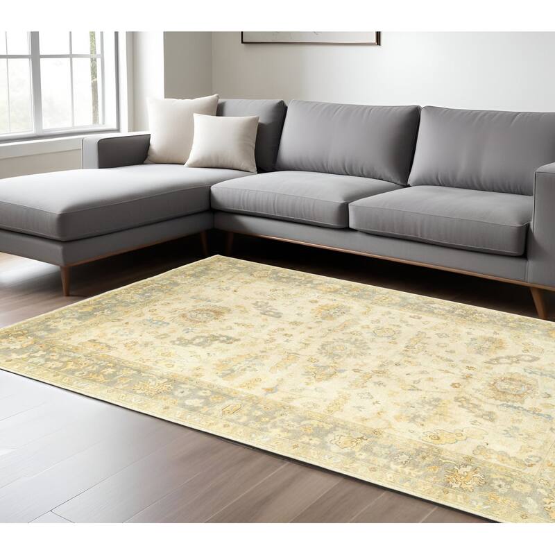 HomeRootsOriental Traditional Rectangle Area Rug - 108.27' X '72.05' X '0.16