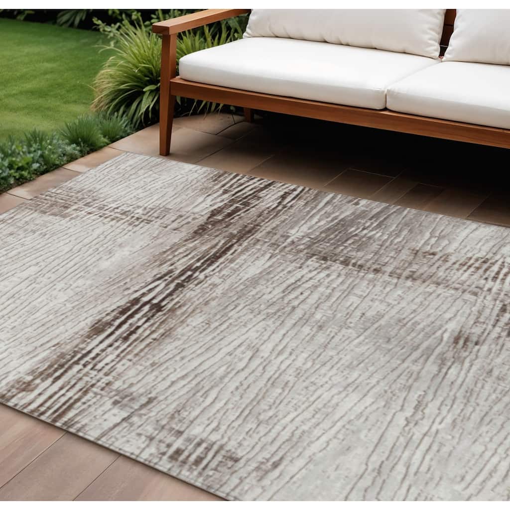 HomeRoots Striped Transitional Rectangle Outdoor Rug