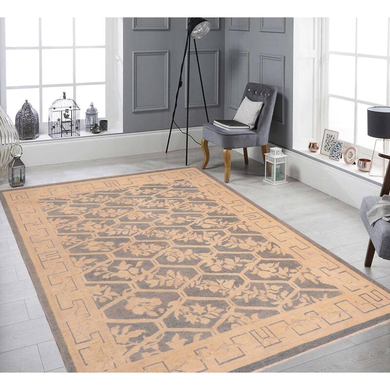 Hexagonal Trellis Floral Hand-Knotted Wool Area Rug