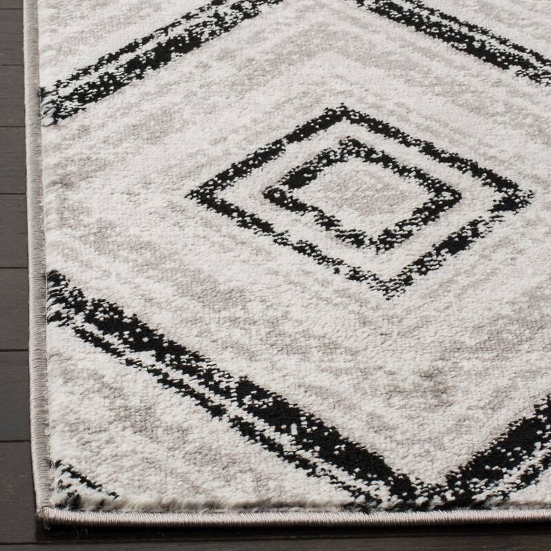 SAFAVIEH Skyler Onie Modern Rug