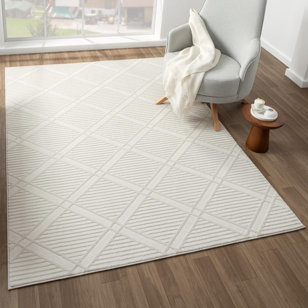 Luxe Weavers Geometric Diamond Shaped Area Rug, Medium Pile Indoor Carpet
