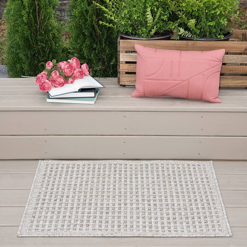 Dennis Coastal Windowpane Indoor/Outdoor Area Rug