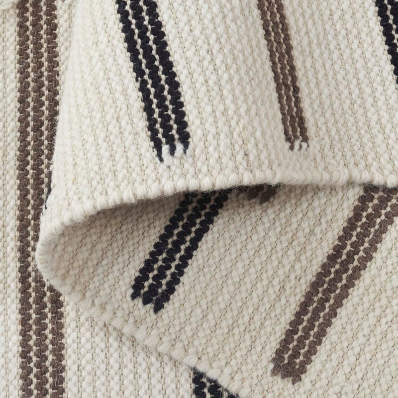 SAFAVIEH Handmade Kenya Herta Striped Wool Rug