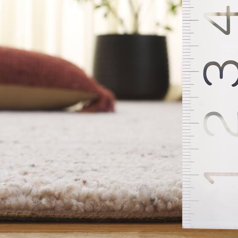 SAFAVIEH Handmade Earthly Treasure Ploumi Traditional Wool Rug