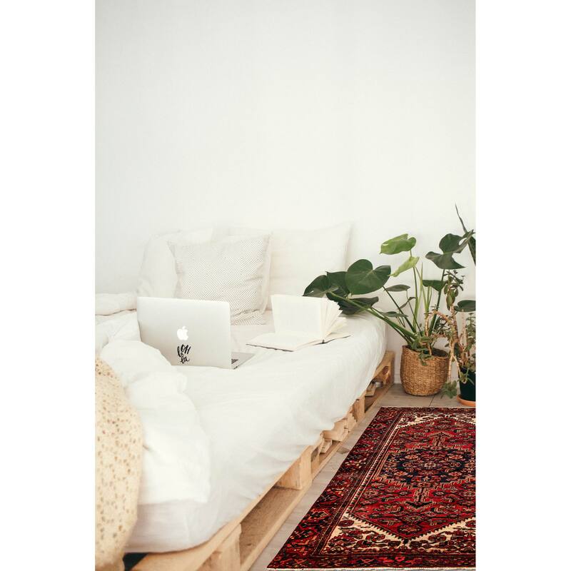 ECARPETGALLERY Hand-knotted Andelz Red Wool Rug - 3'10 x 6'9