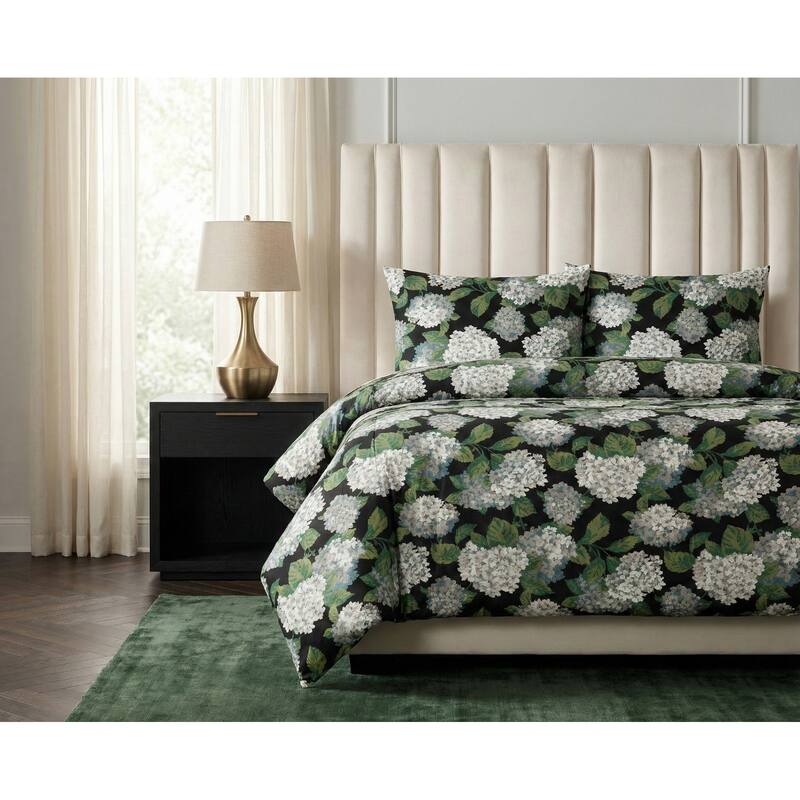 Magnolia Home Fashions Summerwind Ebony Duvet cover & shams Set