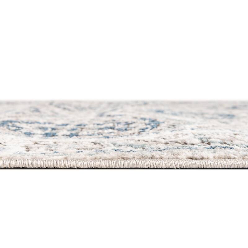 Traditional Jeopok Collection Area Rug