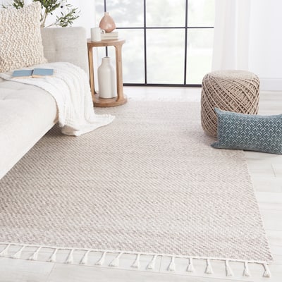 Talhah Indoor/ Outdoor Solid Cream/ Gray Area Rug