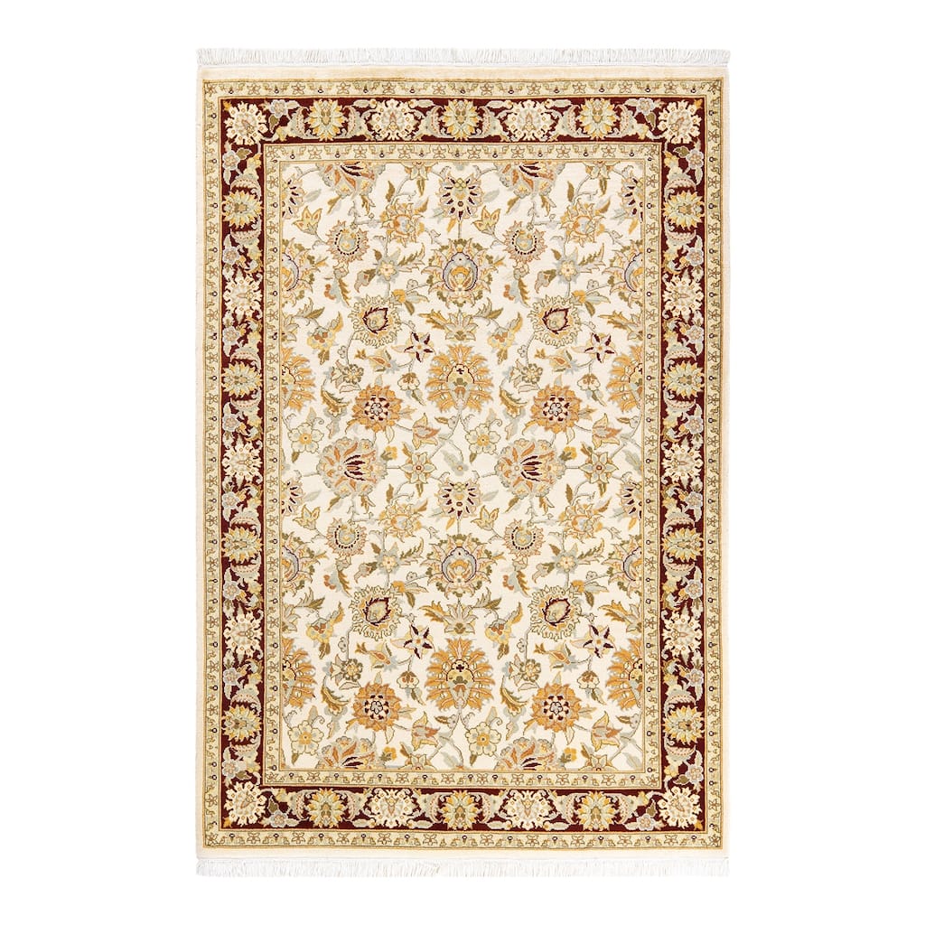 Overton Handknotted Wool Traditional Oriental Ivory Area Rug - 4' x 6'