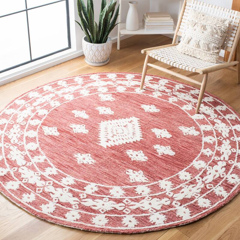 SAFAVIEH Handmade Aspen Nusreta Rustic Boho Wool Rug - 7' Round - Rust/Ivory