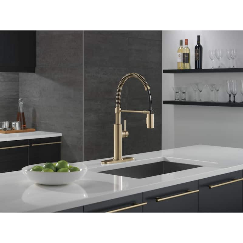 Delta Antoni 1.8 GPM Single-Handle Pull-Down Pre-Rinse Kitchen Faucet
