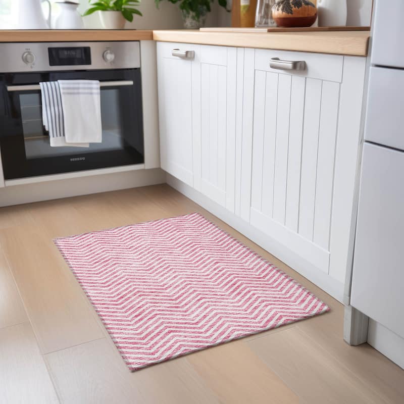 Machine Washable Indoor/ Outdoor Chantille Chevron Stripe Rug
