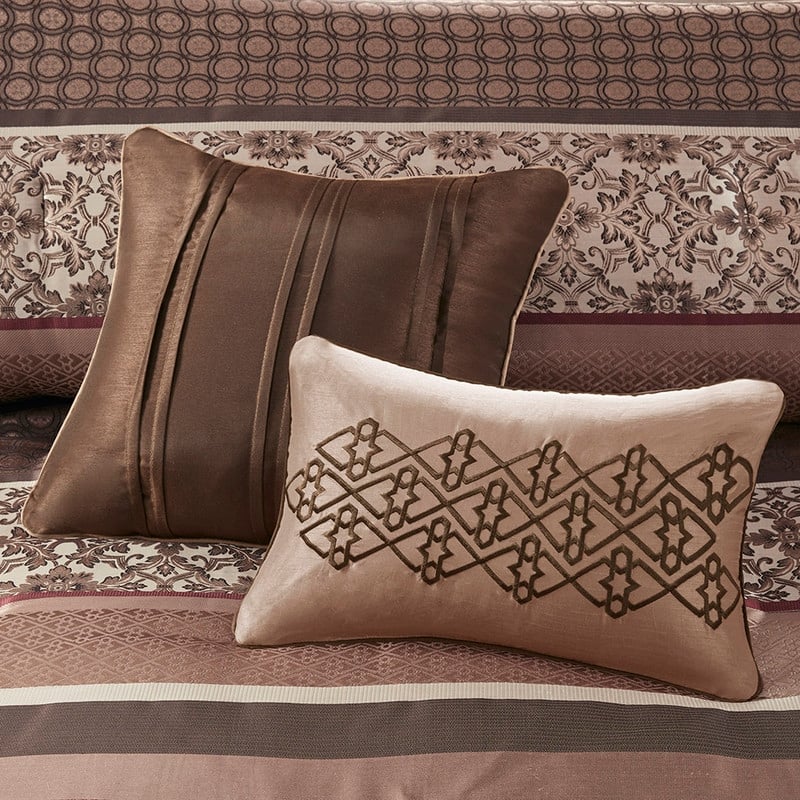 7-Piece Jacquard Comforter Set - Elegant Traditional Bedding Ensemble
