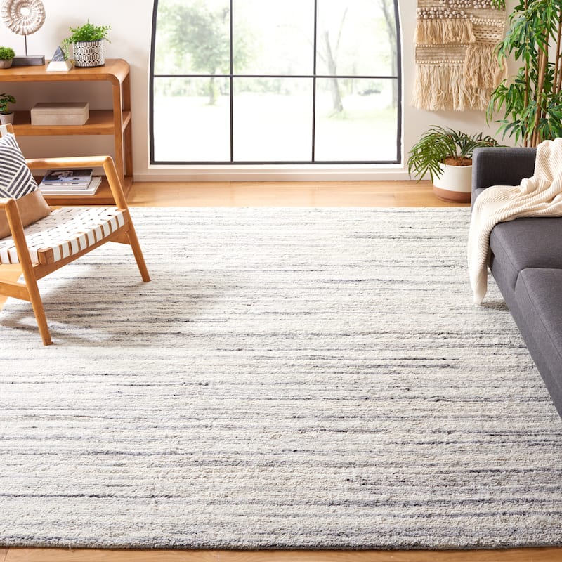 SAFAVIEH Handmade Casablanca Pierrine Wool Rug - 9' x 12' - Grey/Ivory
