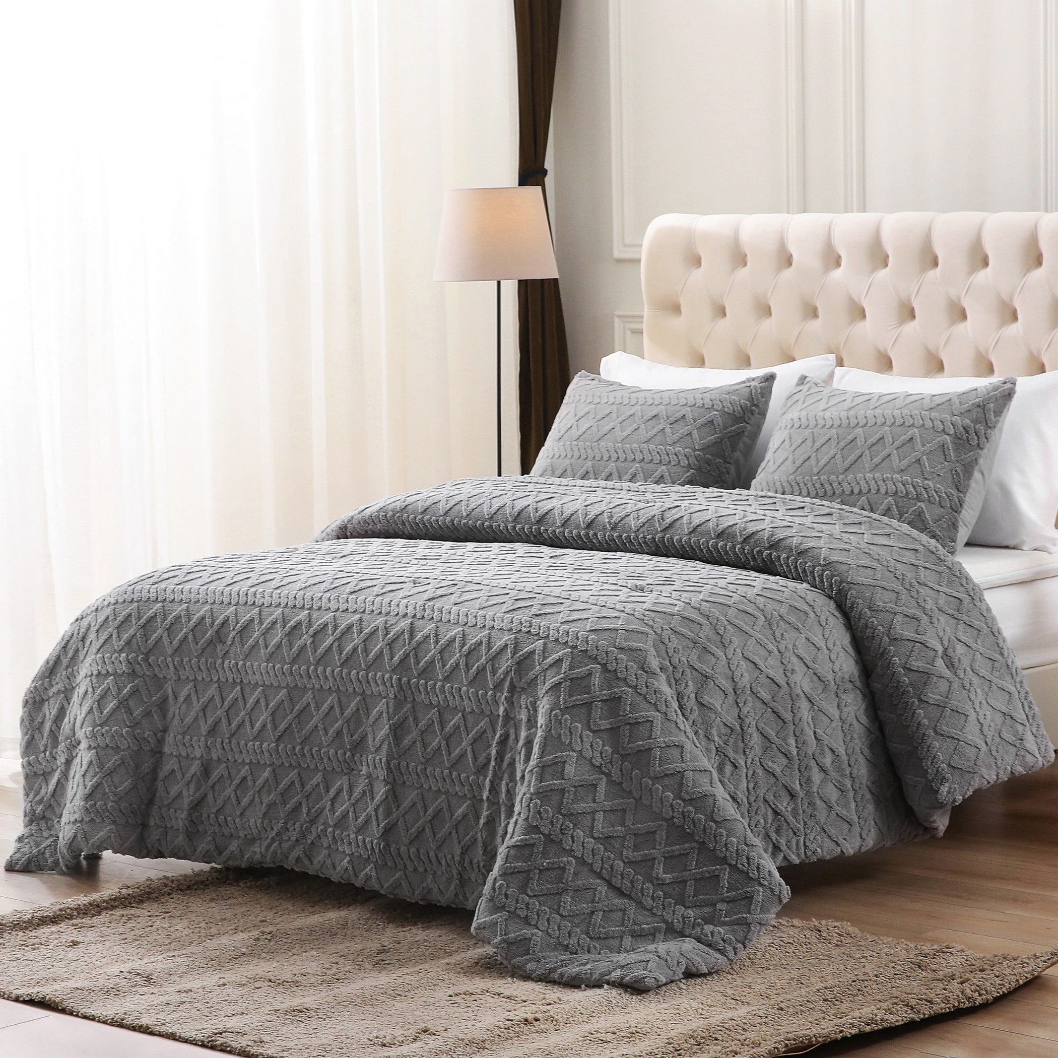 Three Dimensional Carved Plush Comforter Set