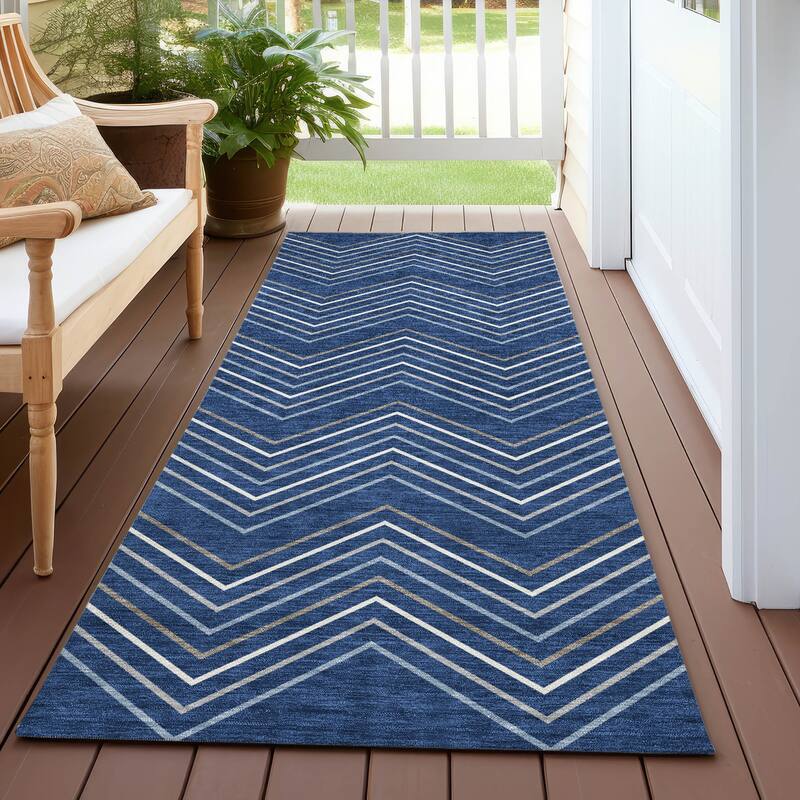 Machine Washable Indoor/ Outdoor Modern Chevron Chantille Rug - Navy - 2'3" x 7'6"