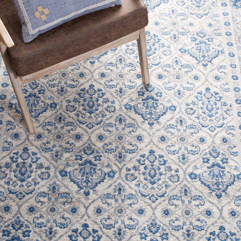 SAFAVIEH Brentwood Craciunita Traditional Oriental Rug